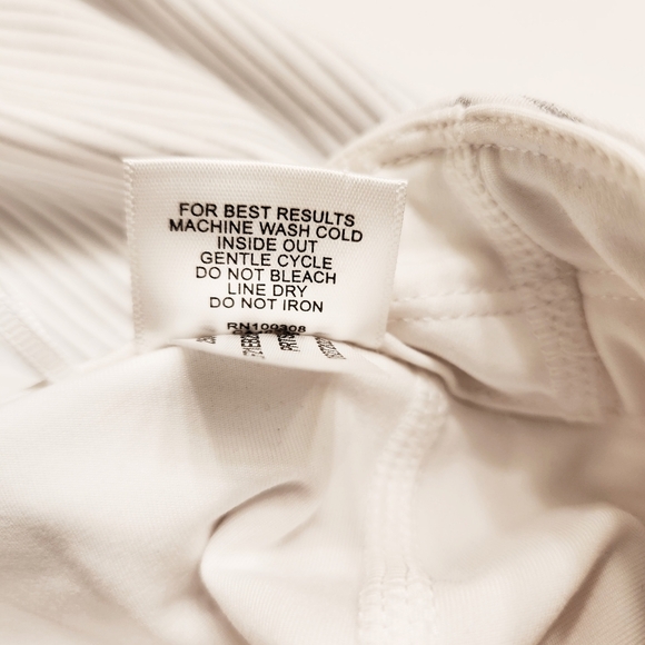 Peter Millar Women's Performance Alice Petal Hem Contrast Trim Golf Skort Small - Picture 4 of 10